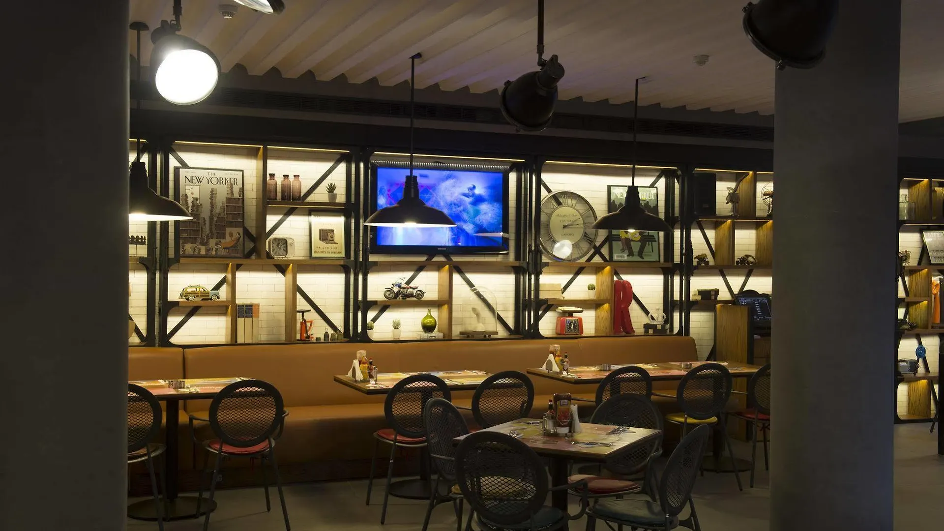 Plaza Hotel Beirut 4*,