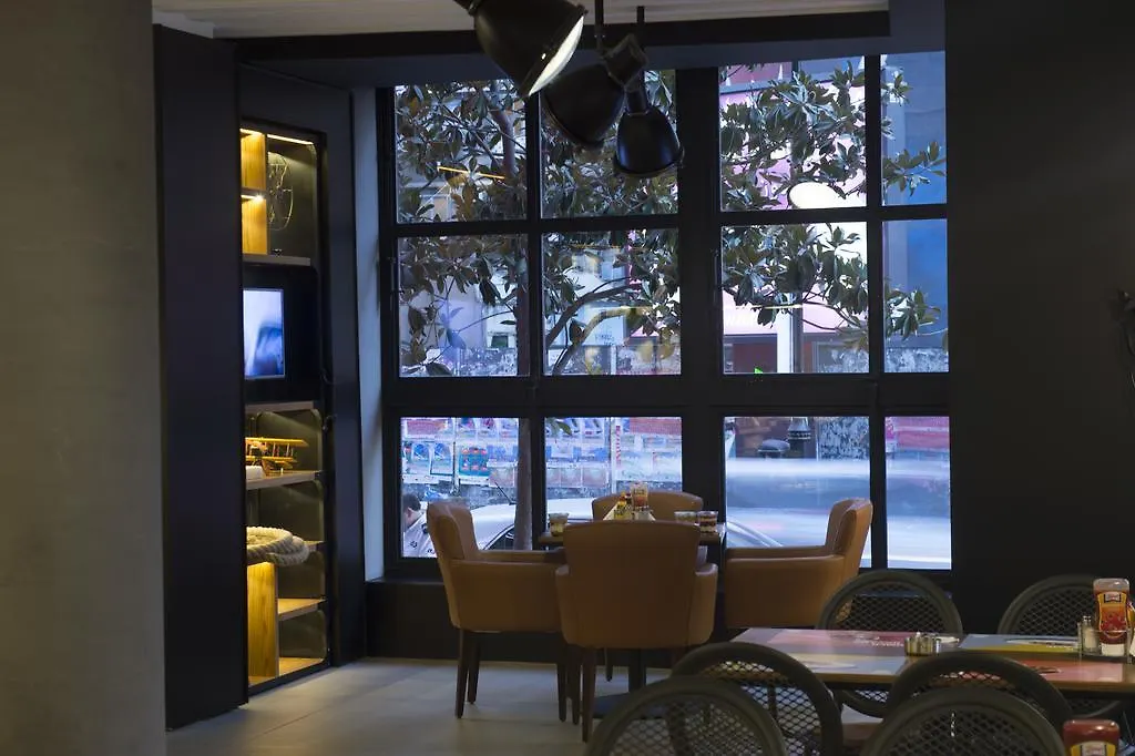 Plaza Hotel Beirut
